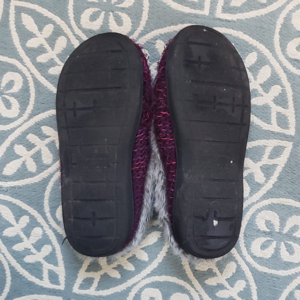 Slippers - Picture 3 of 4